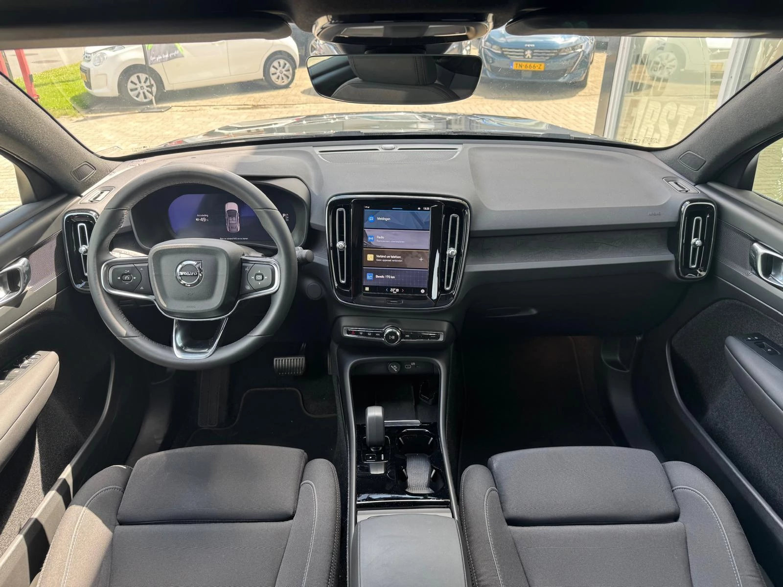 Hoofdafbeelding Volvo C40