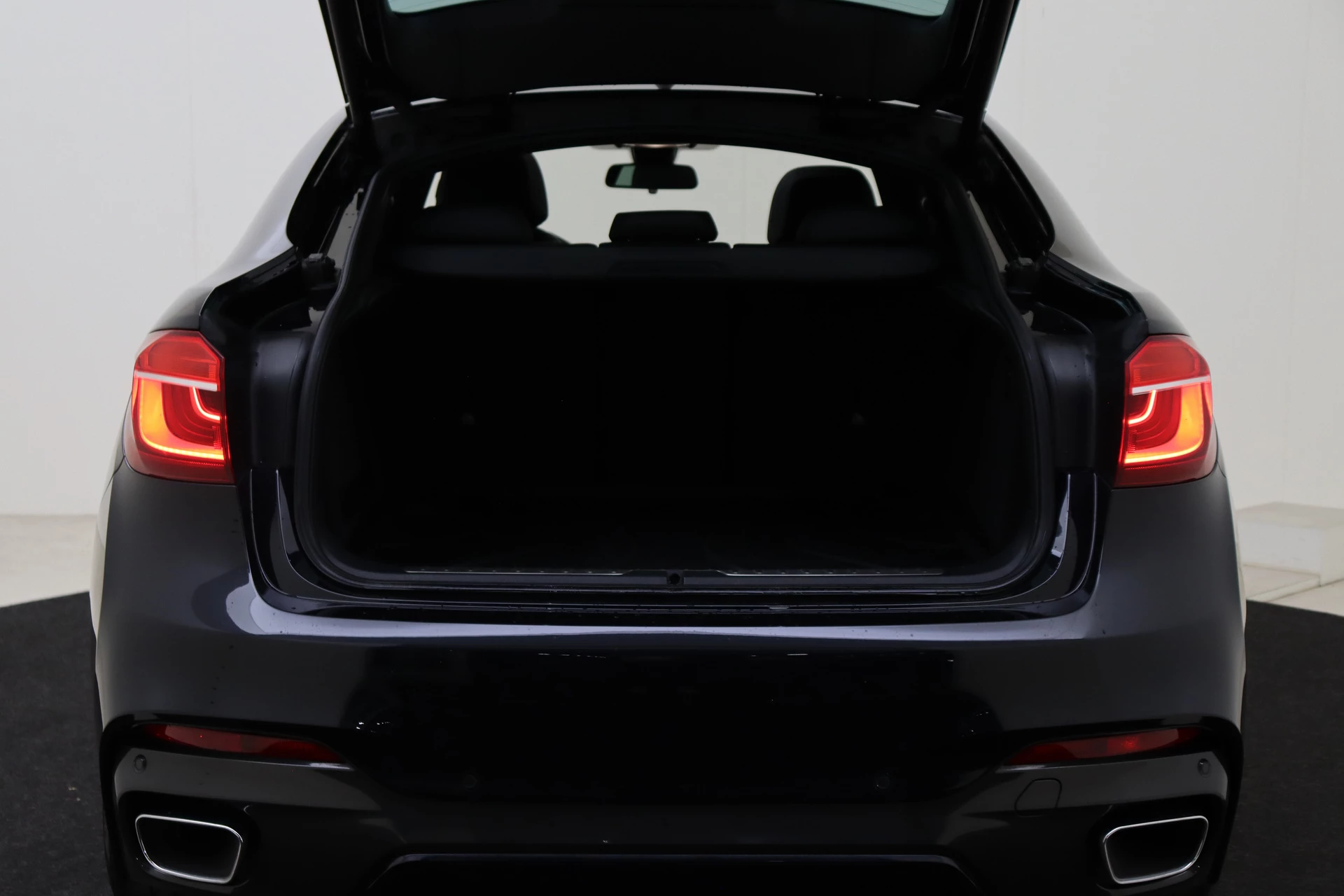 Hoofdafbeelding BMW X6