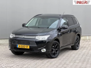 Mitsubishi Outlander 2.0 PHEV | Trekhaak | Leder | Schuifdak | Camera