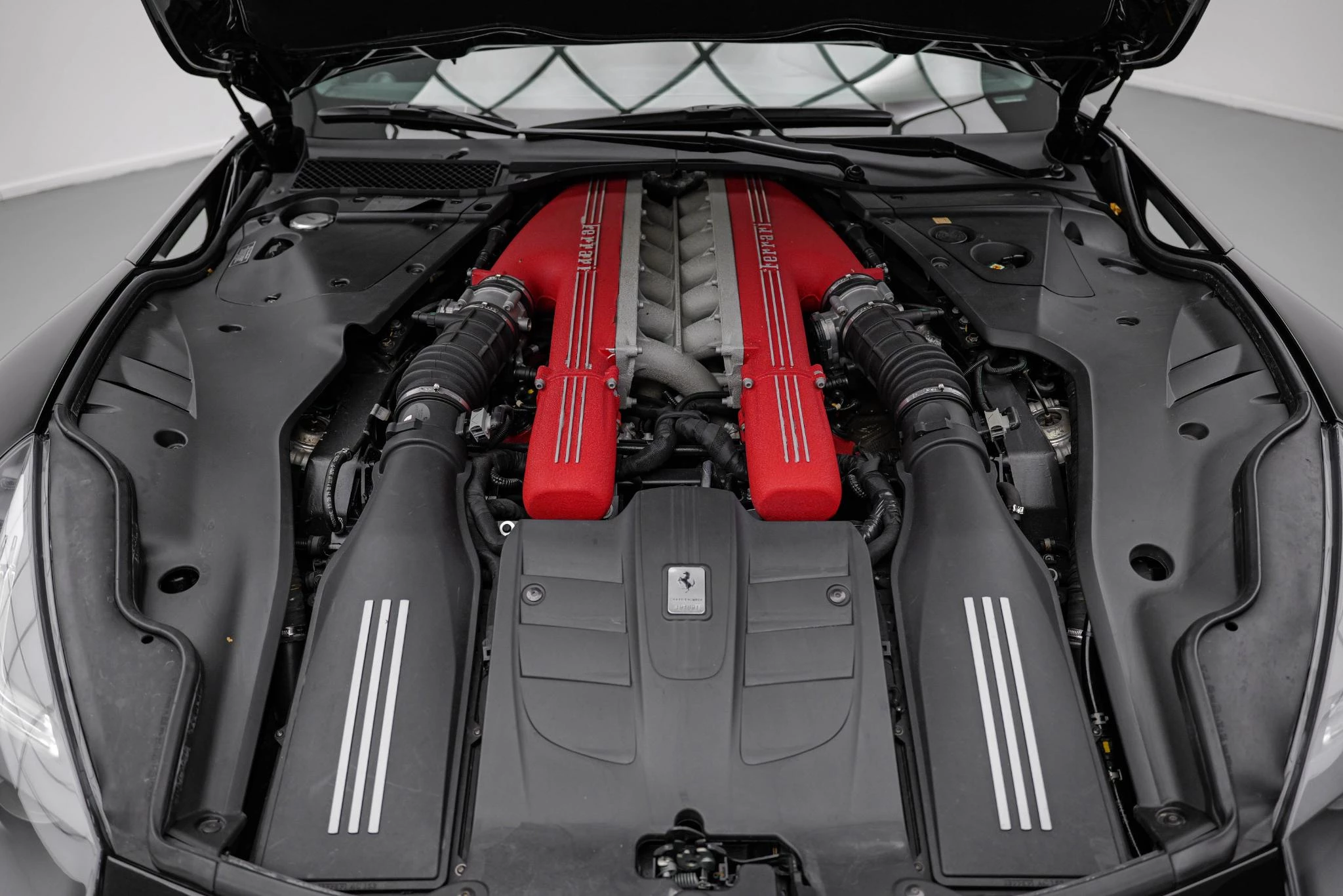 Hoofdafbeelding Ferrari F12