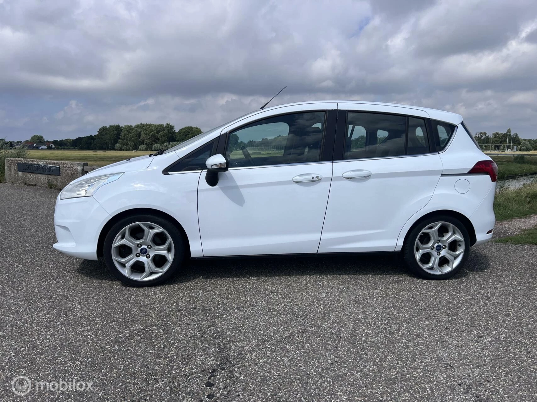 Hoofdafbeelding Ford B-MAX