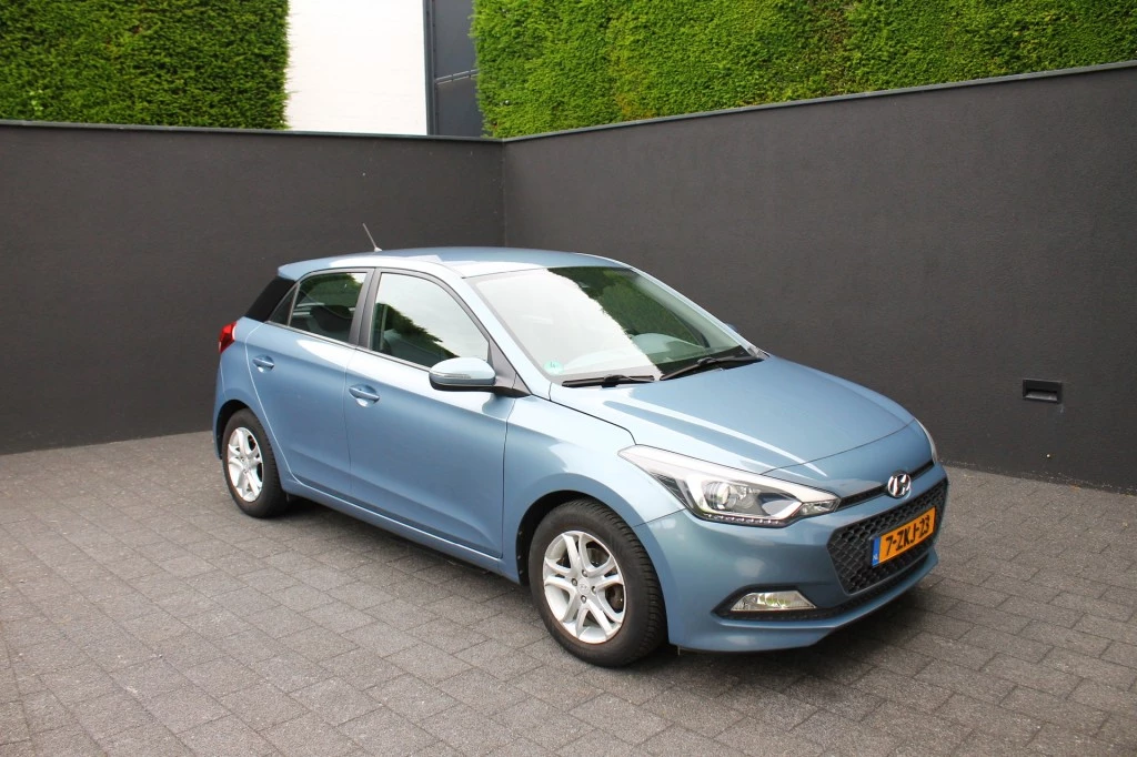 Hoofdafbeelding Hyundai i20