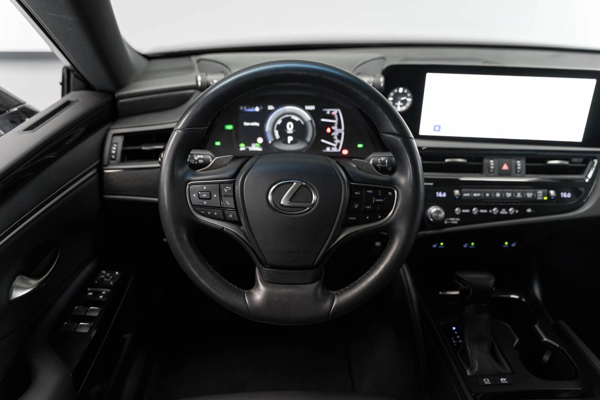 Hoofdafbeelding Lexus ES