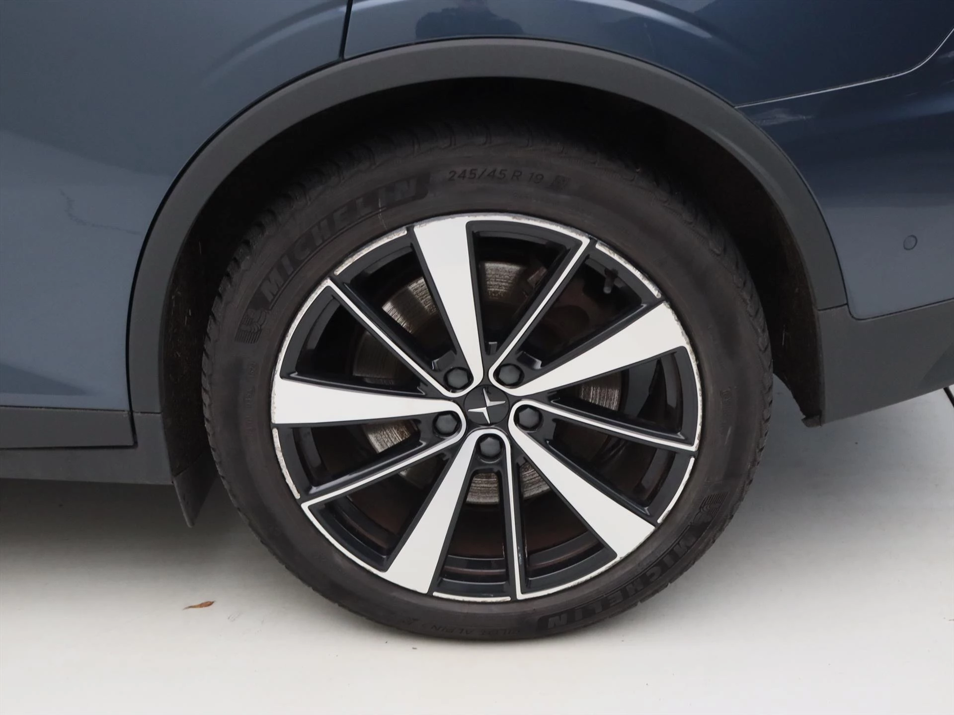 Hoofdafbeelding Polestar 2