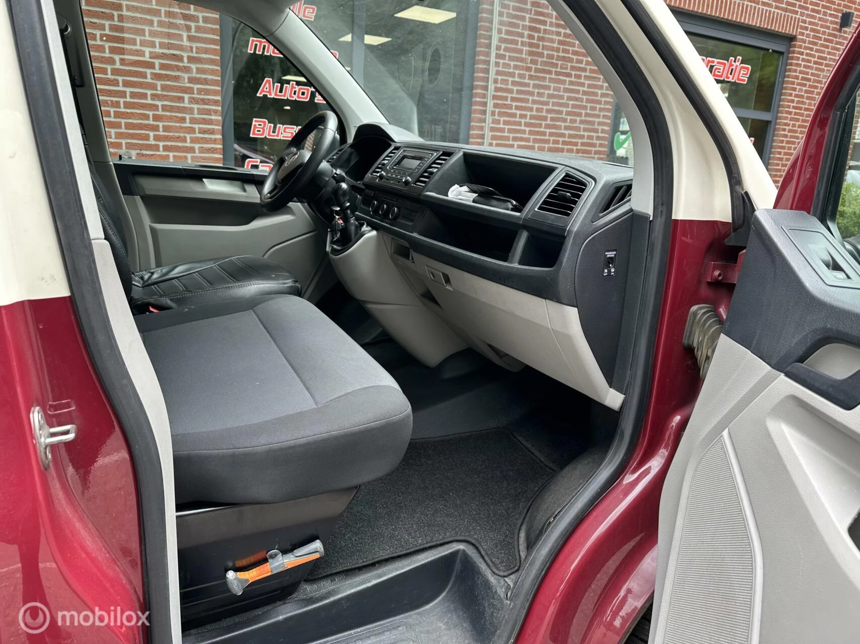 Hoofdafbeelding Volkswagen Transporter