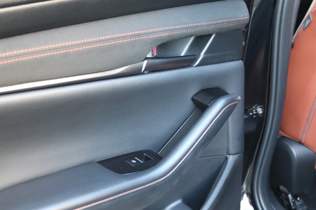 Hoofdafbeelding Mazda 3