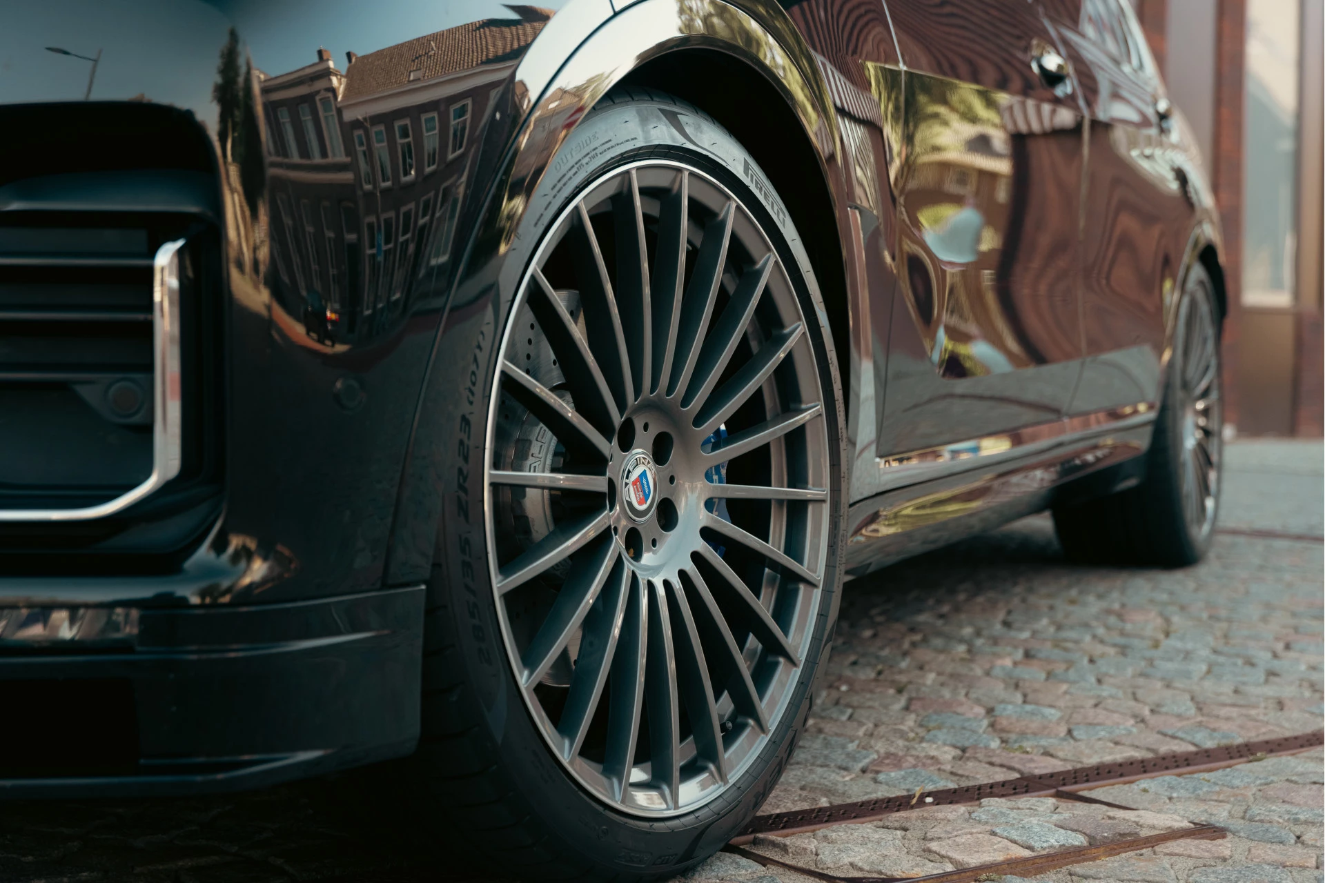 Hoofdafbeelding Alpina XB7