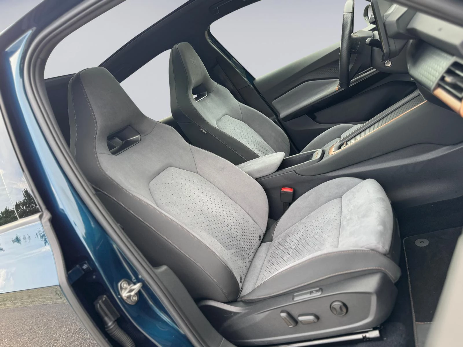 Hoofdafbeelding CUPRA Born