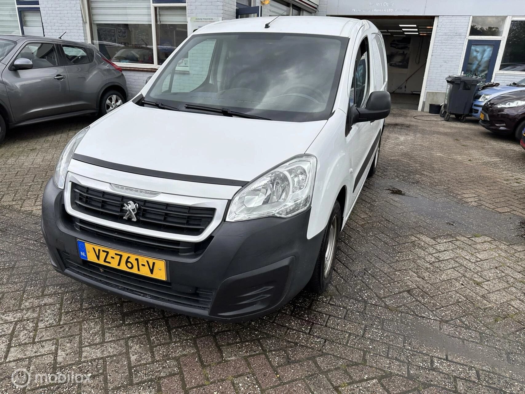 Hoofdafbeelding Peugeot Partner