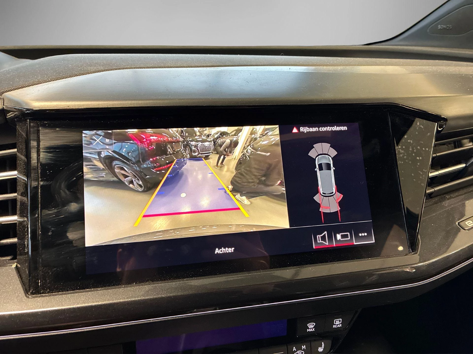 Hoofdafbeelding Audi Q4 e-tron