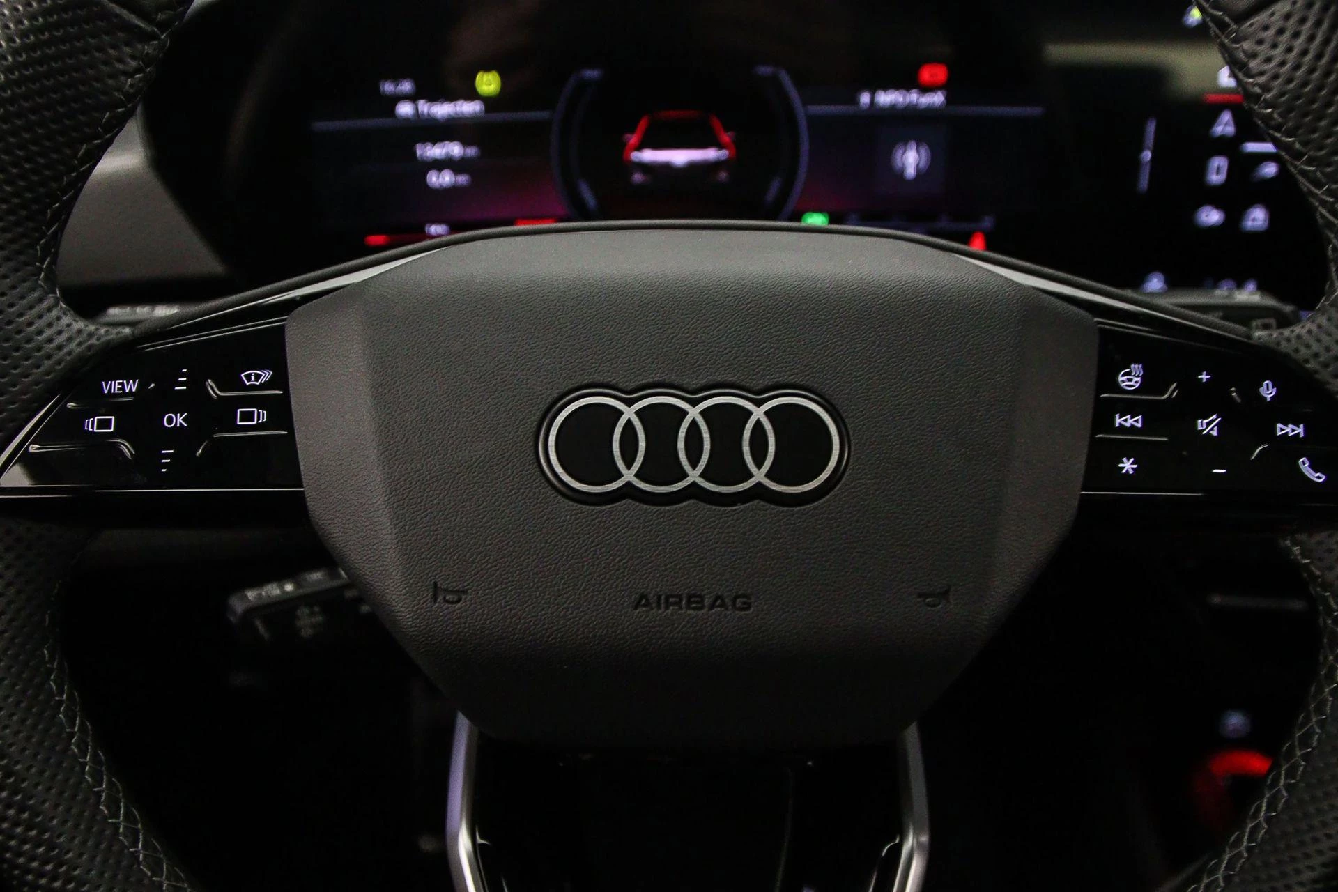 Hoofdafbeelding Audi A6 Avant e-tron