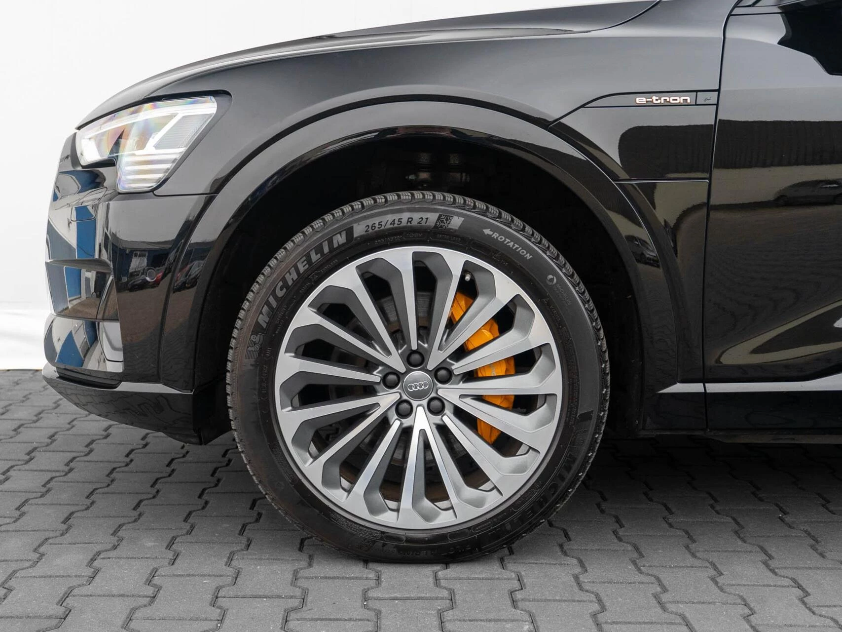 Hoofdafbeelding Audi e-tron