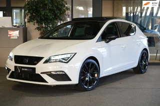 Hoofdafbeelding SEAT Leon Seat Leon 1.5 TSI FR DSG Black Pack Pano Navi Led Leder Cruise Pdc