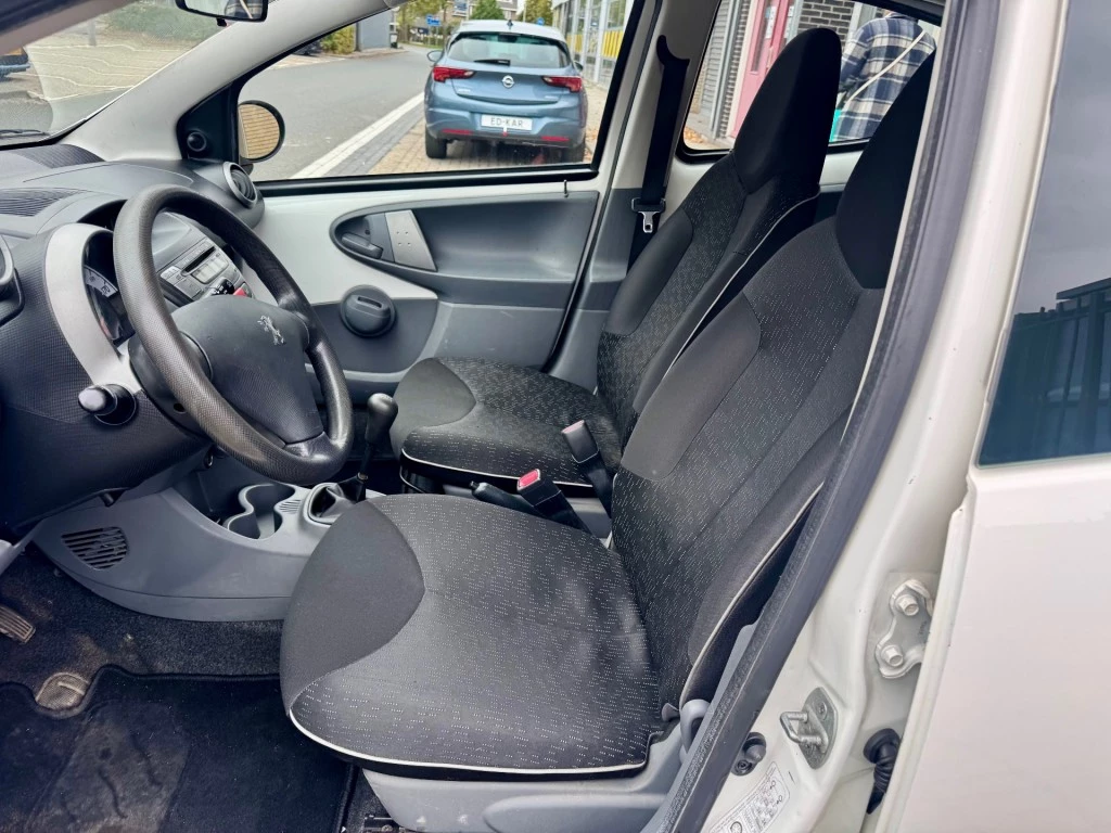 Hoofdafbeelding Peugeot 107