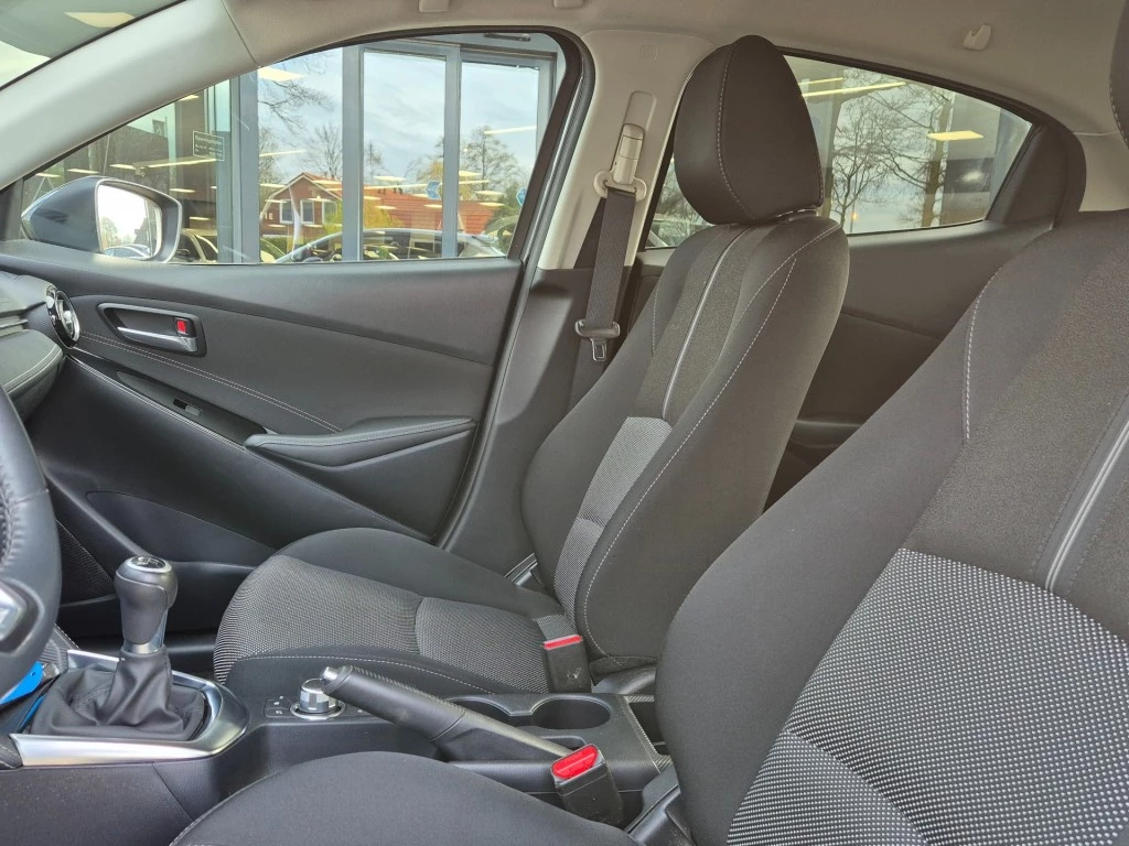 Hoofdafbeelding Mazda 2