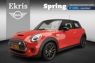 Mini 3-deurs Cooper SE Navigatie / Sportstoelen / Camera / PDC / Climate / Cruise / LED / Alu wielen 17 inch