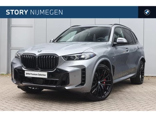 BMW X5 xDrive50e M Sport Automaat / Panoramadak Sky Lounge / Trekhaak / Soft-Close / Bowers & Wilkins / M Multifunctionele Stoelen / Parking Assistant Professional