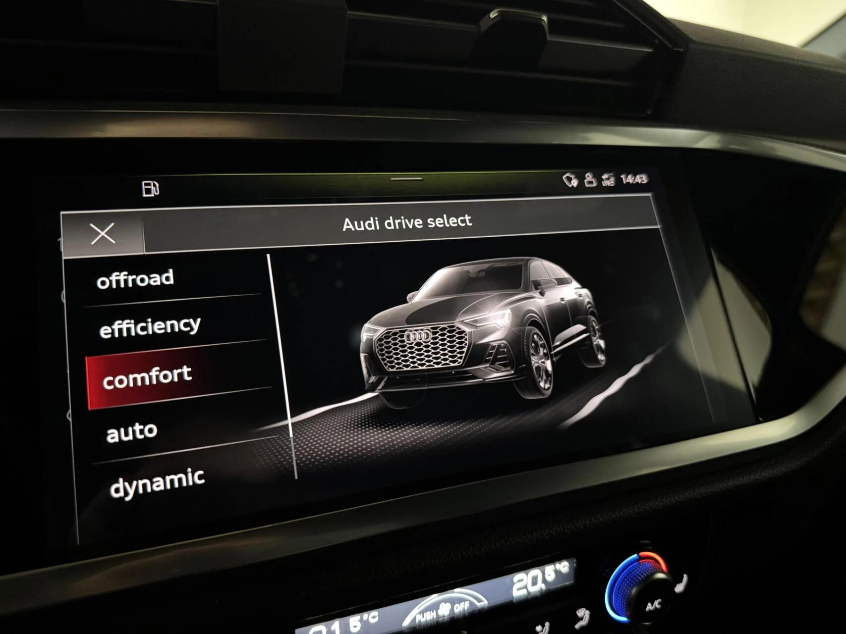 Hoofdafbeelding Audi Q3