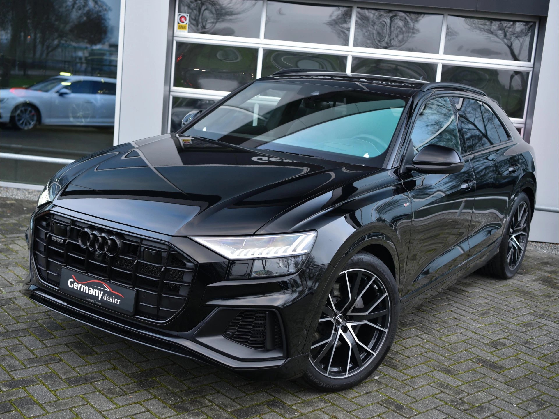 Hoofdafbeelding Audi Q8