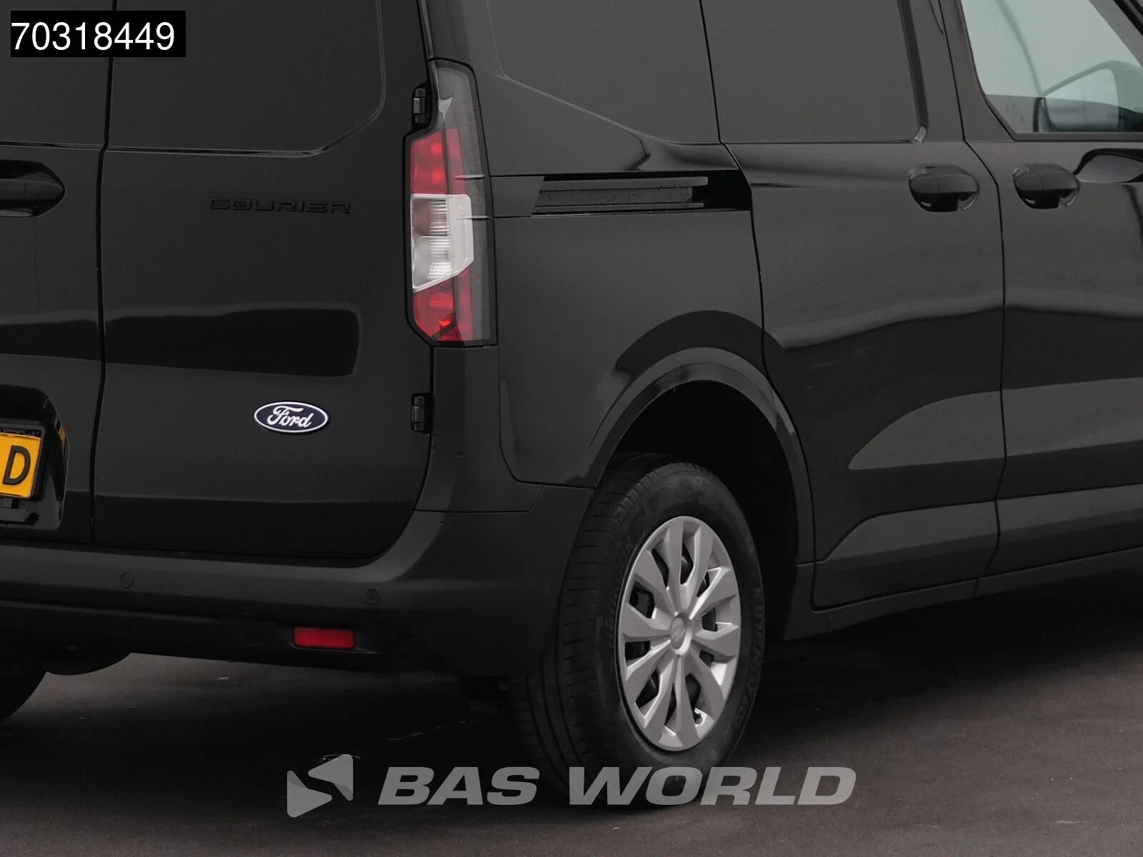 Hoofdafbeelding Ford Transit Courier