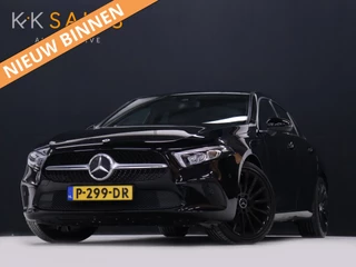 Hoofdafbeelding Mercedes-Benz A-Klasse Mercedes-Benz A-Klasse 250 e Business Solution Luxury Limited [TREKHAAK, CRUISE CONTROL, SFEERVERLICHTING, BLUETOOTH TELEFOON, ACHTERUITRIJCAMERA, PDC V+A, STOELVERWARMING, NIEUWSTAAT]