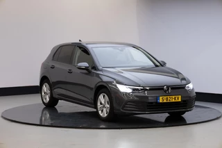 Volkswagen Golf 1.0 eTSI Life Business