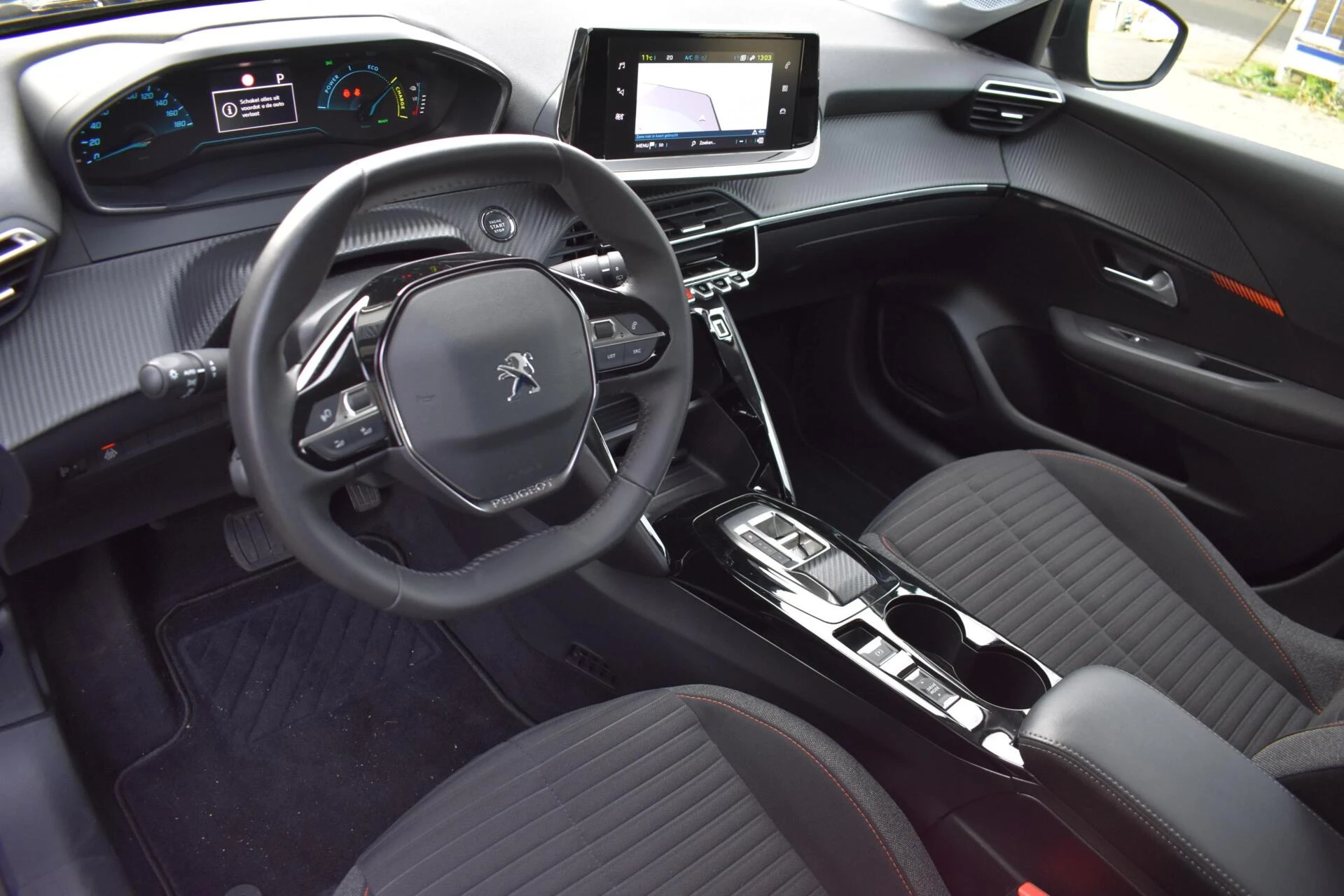 Hoofdafbeelding Peugeot e-208