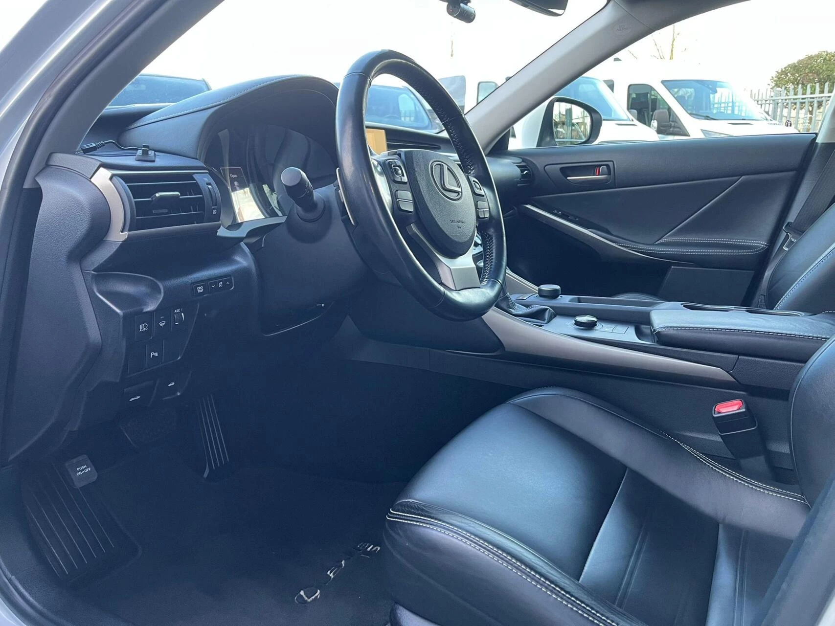 Hoofdafbeelding Lexus IS