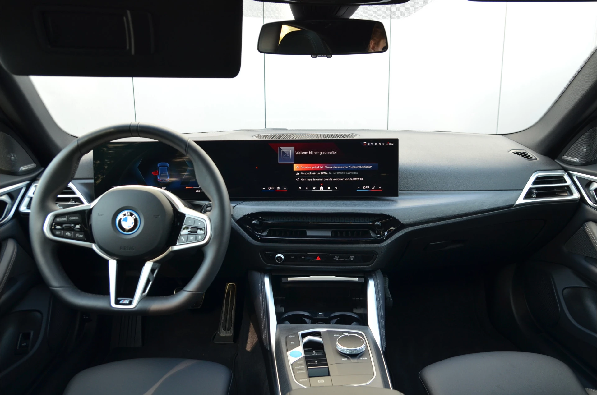 Hoofdafbeelding BMW i4