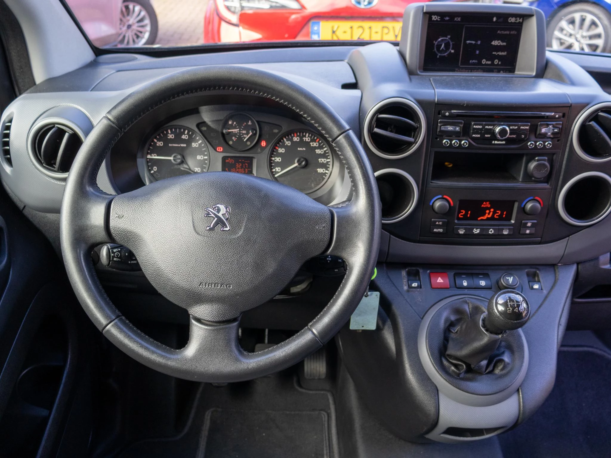 Hoofdafbeelding Peugeot Partner