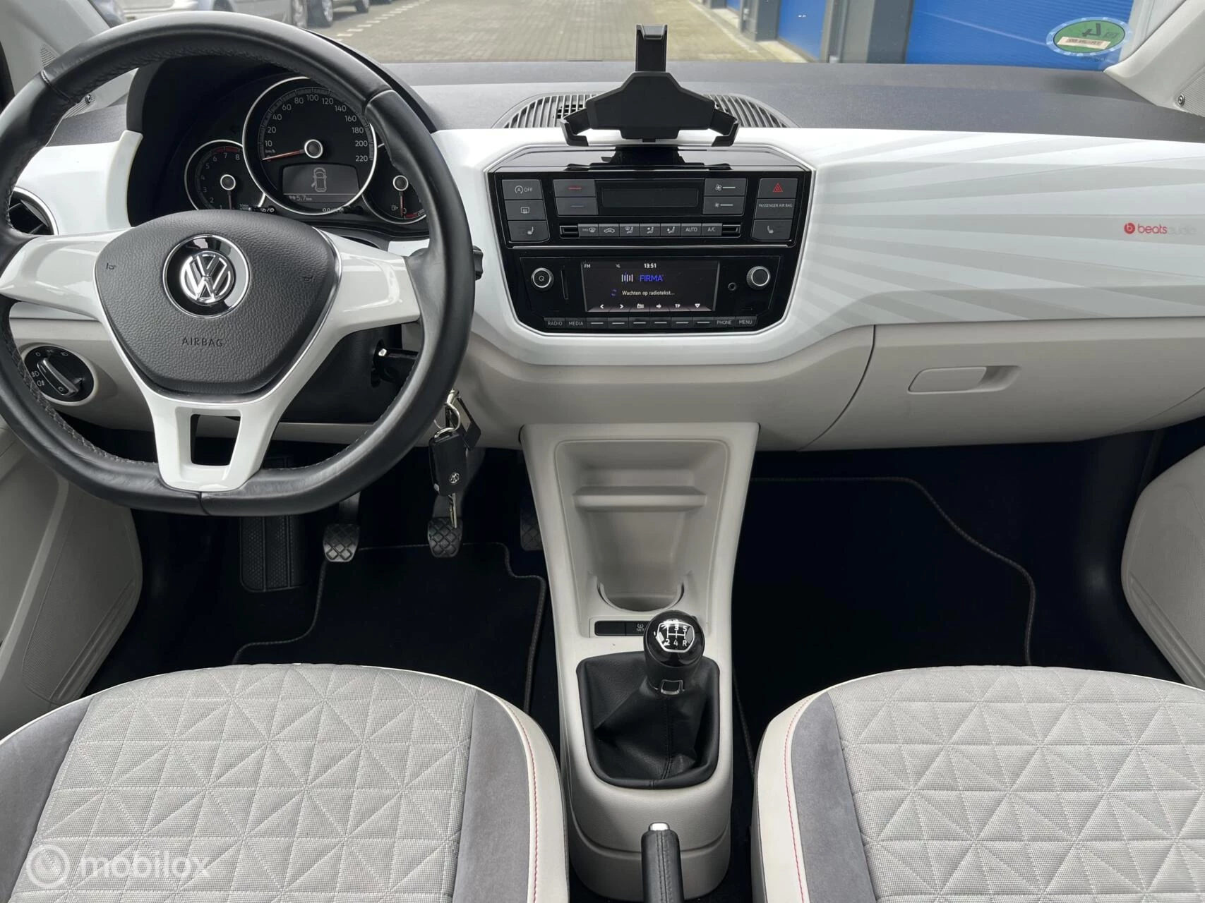 Hoofdafbeelding Volkswagen up!