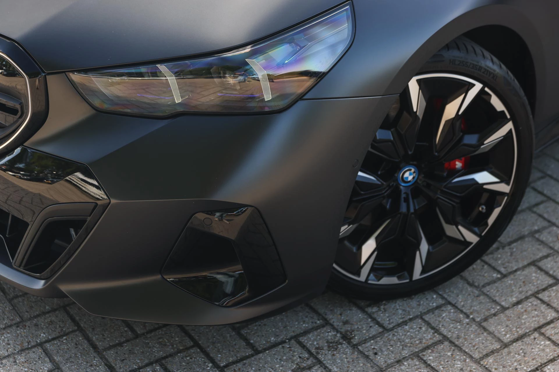 Hoofdafbeelding BMW i5
