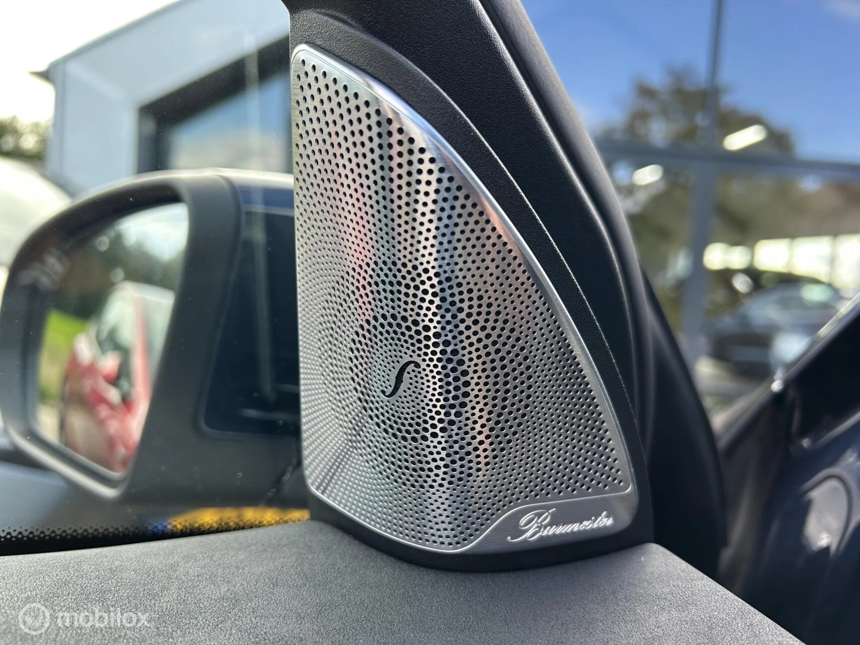 Hoofdafbeelding Mercedes-Benz EQC