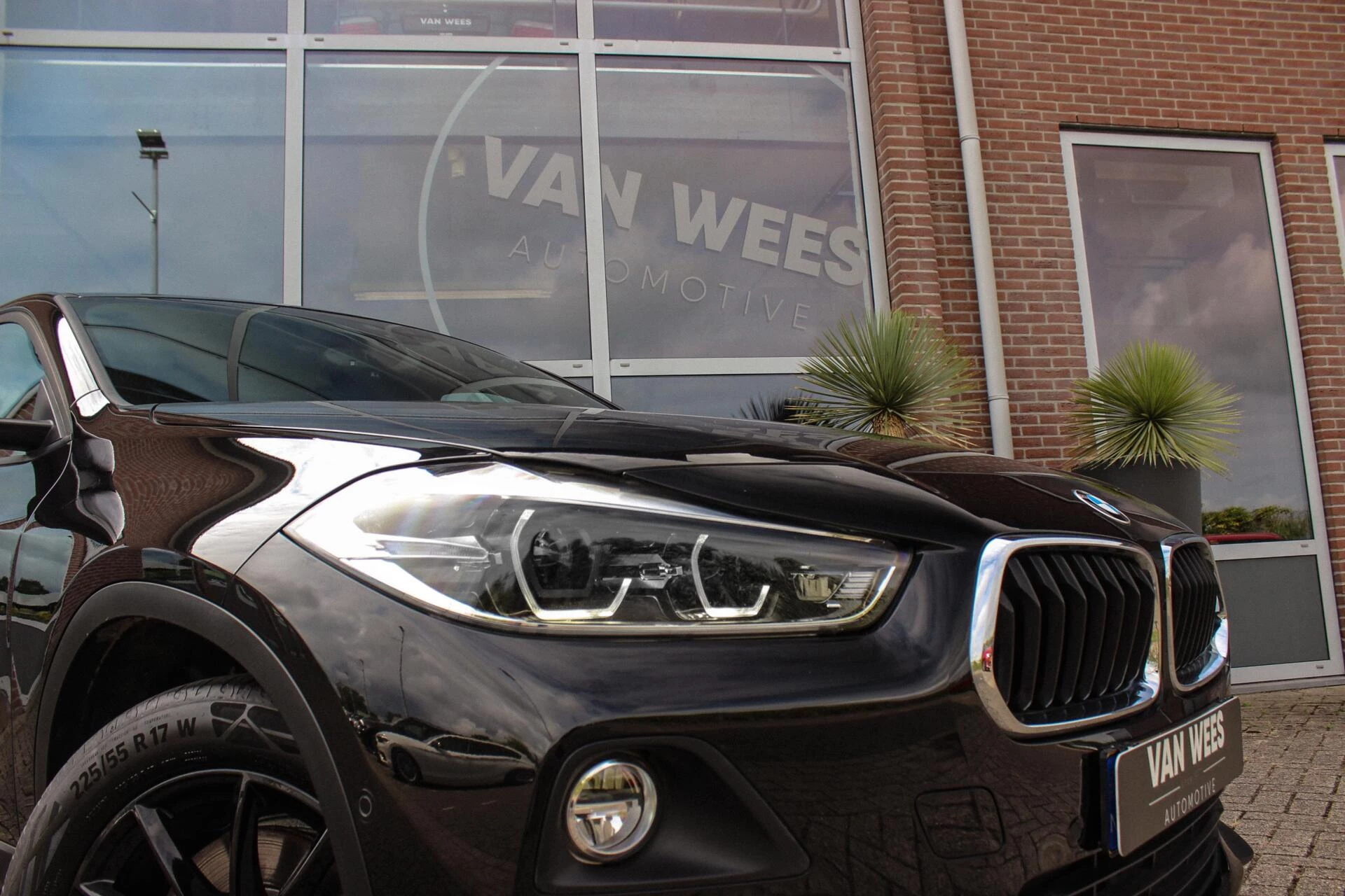 Hoofdafbeelding BMW X2