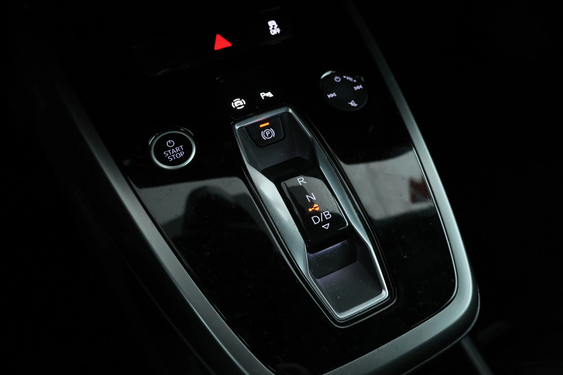 Hoofdafbeelding Audi Q4 e-tron