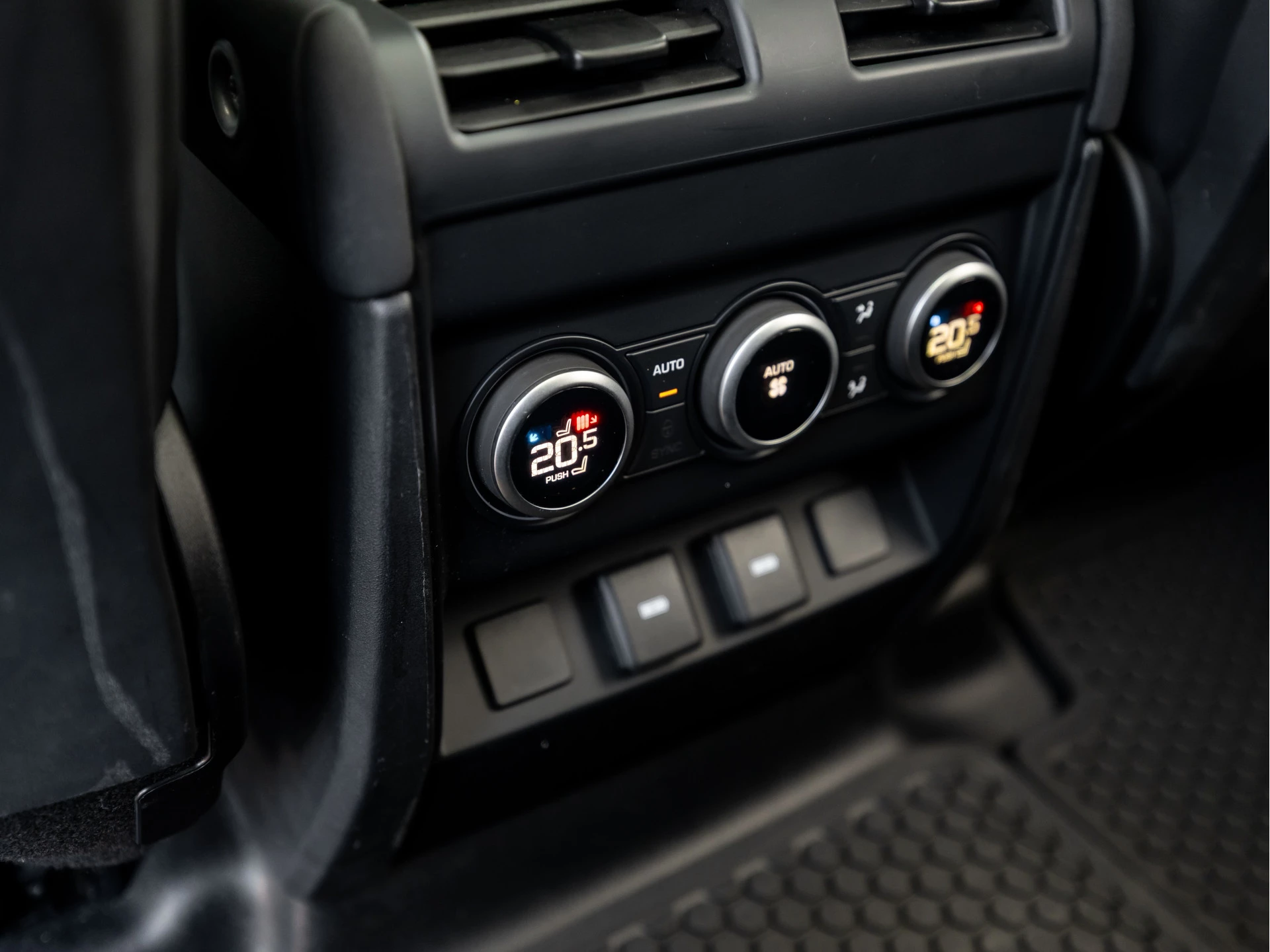 Hoofdafbeelding Land Rover Defender
