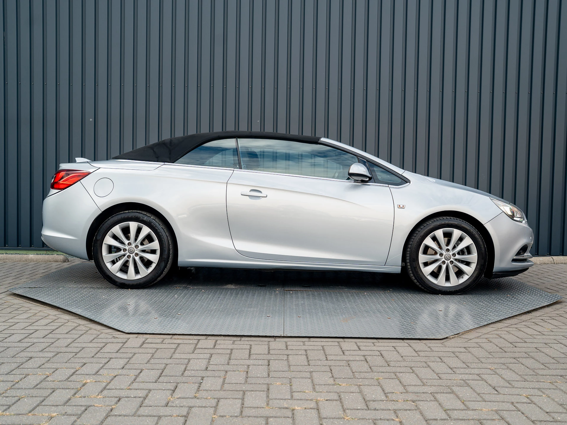 Hoofdafbeelding Opel Cascada