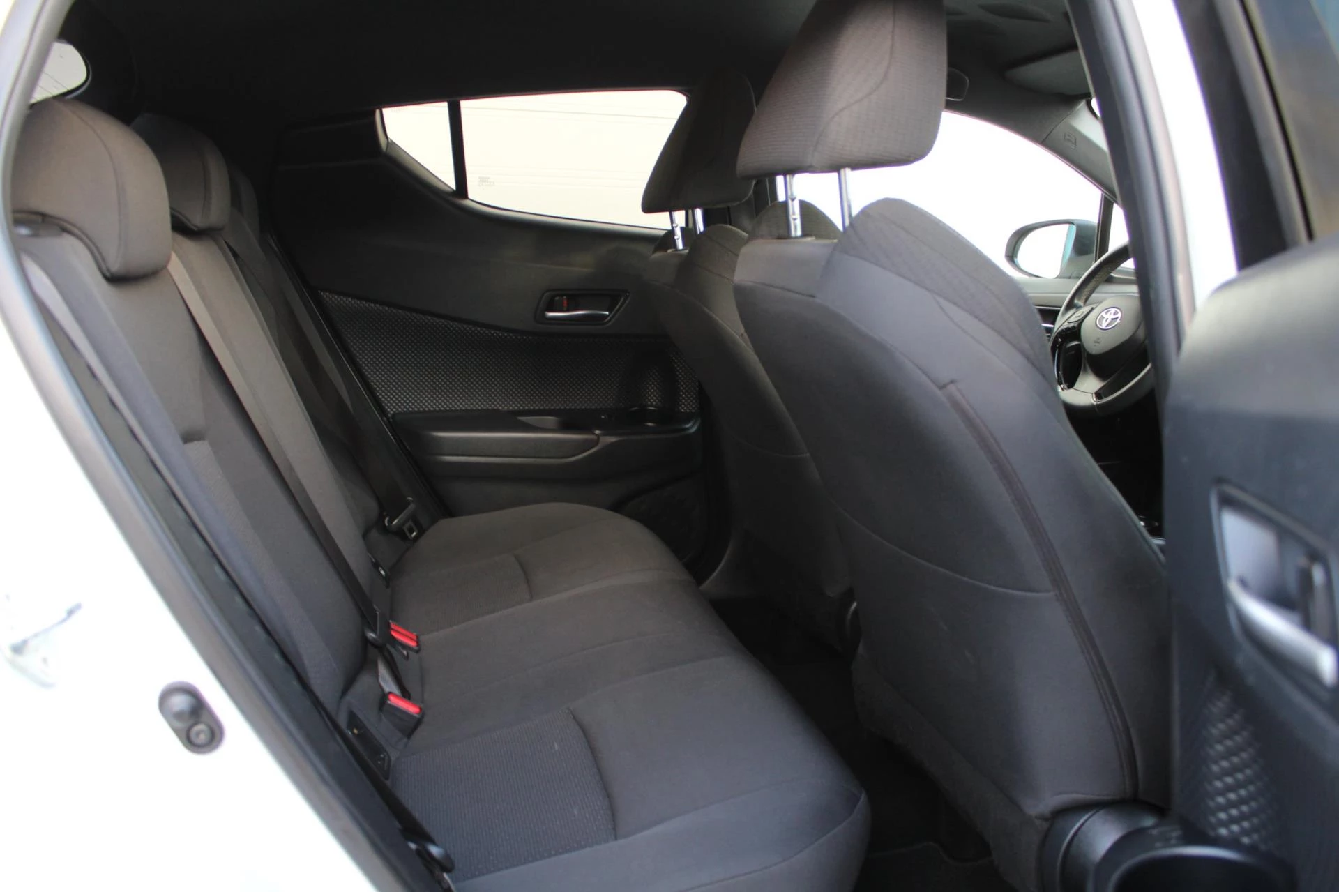 Hoofdafbeelding Toyota C-HR