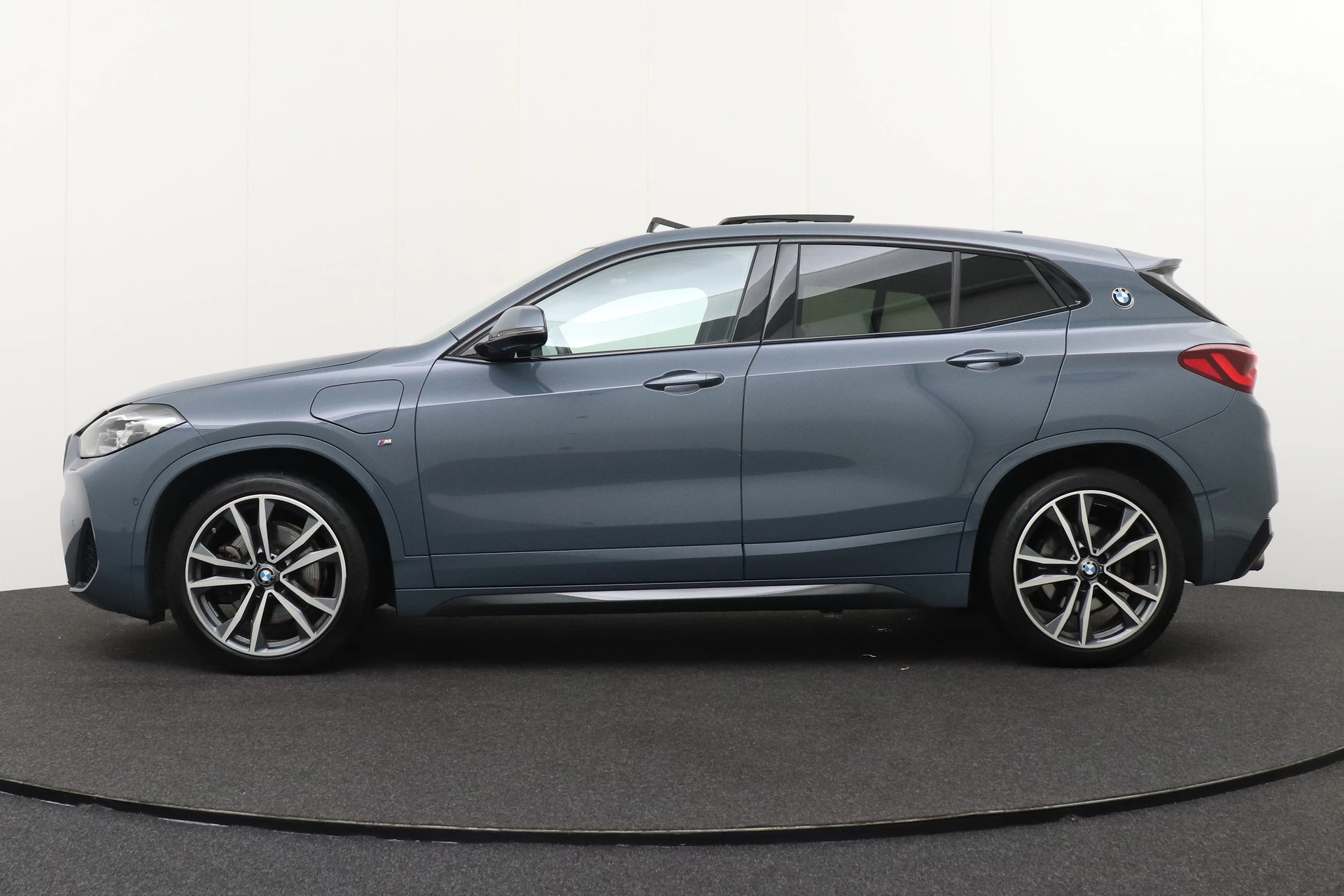 Hoofdafbeelding BMW X2
