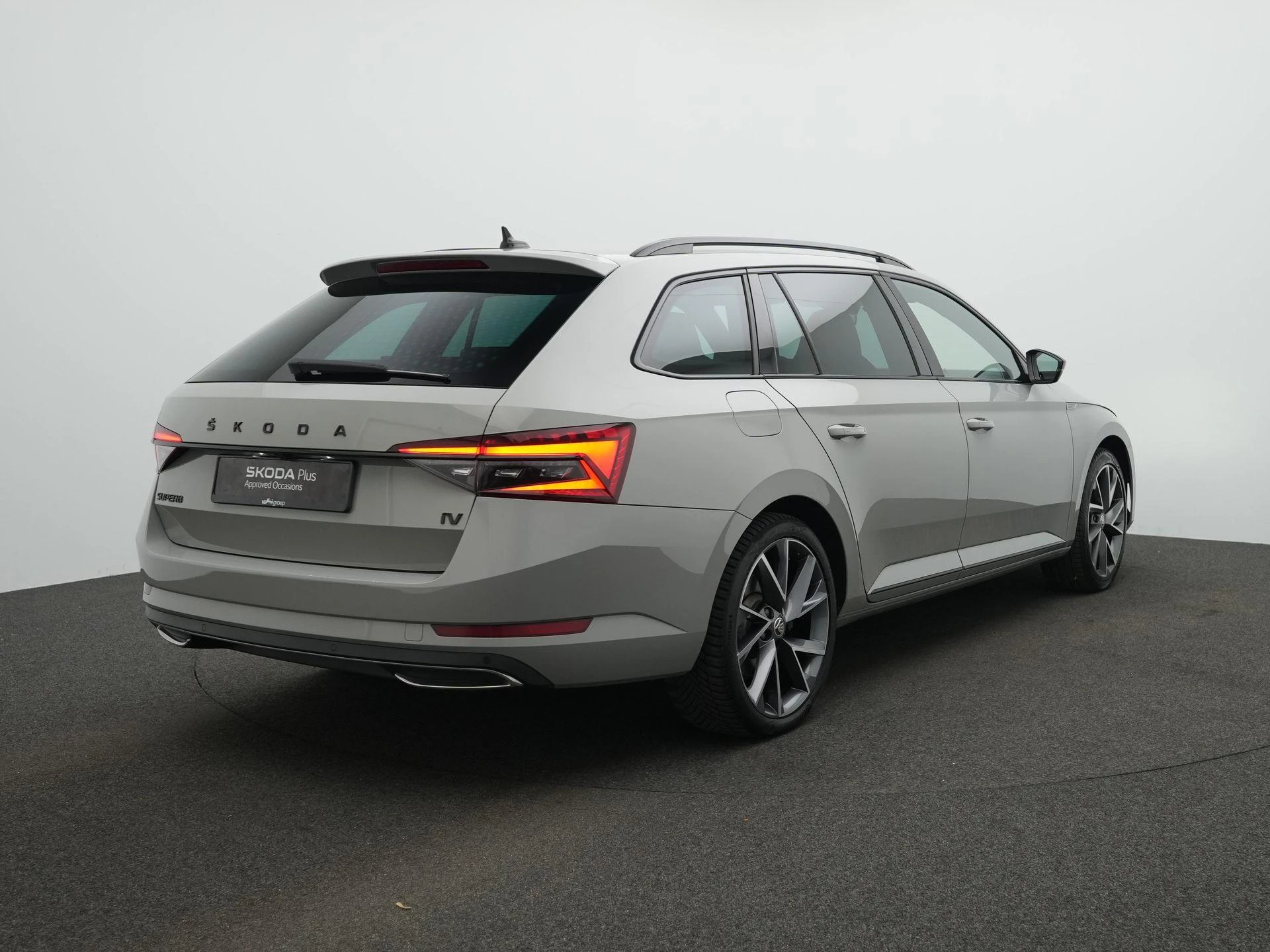 Hoofdafbeelding Škoda Superb