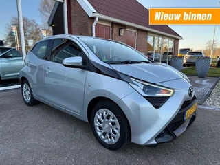Toyota Aygo 1.0 VVT-I X-PLAY 5-DRS CAMERA/AIRCO/SNELHEIDSREGELAAR
