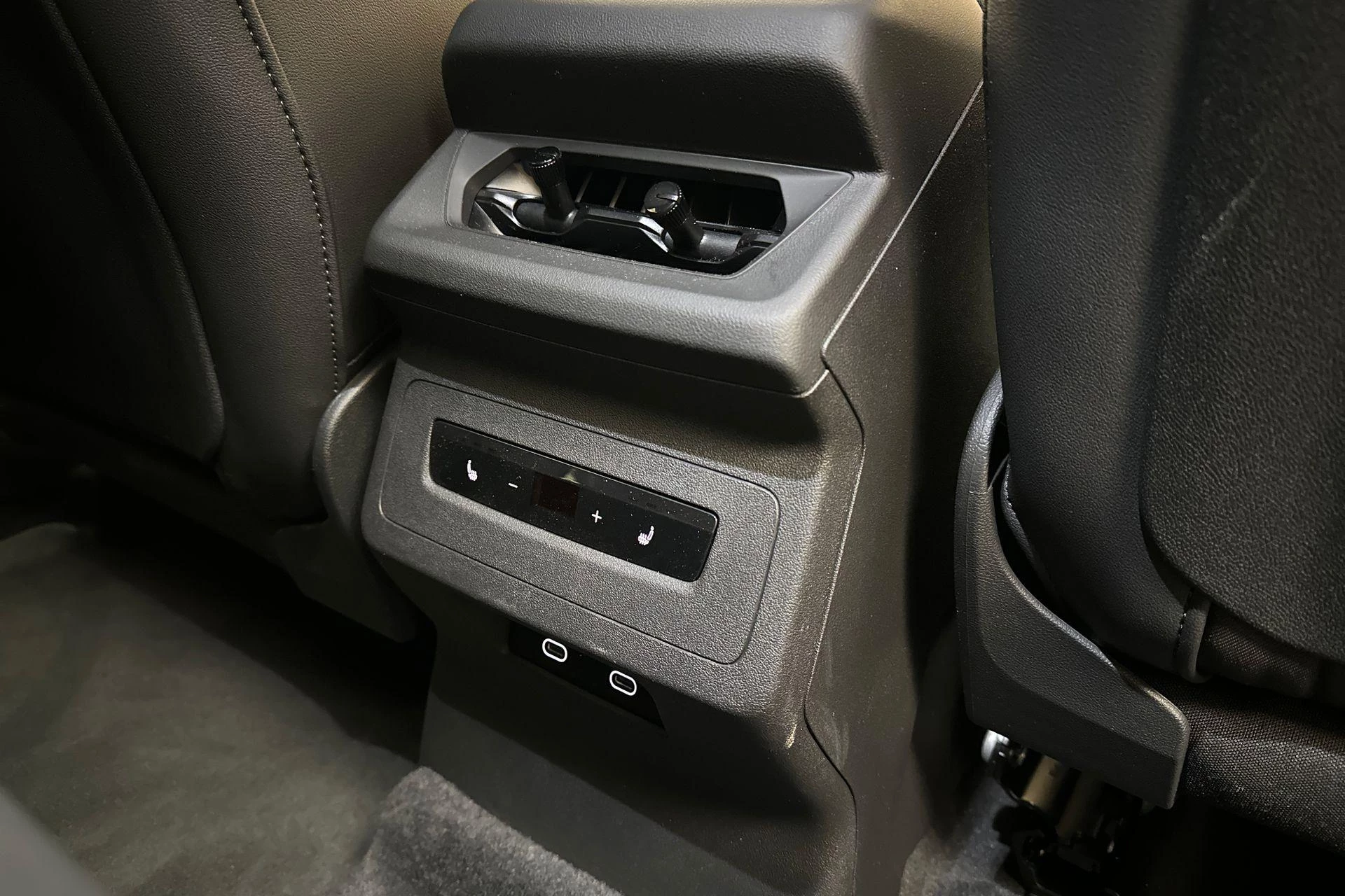 Hoofdafbeelding Audi Q6 e-tron