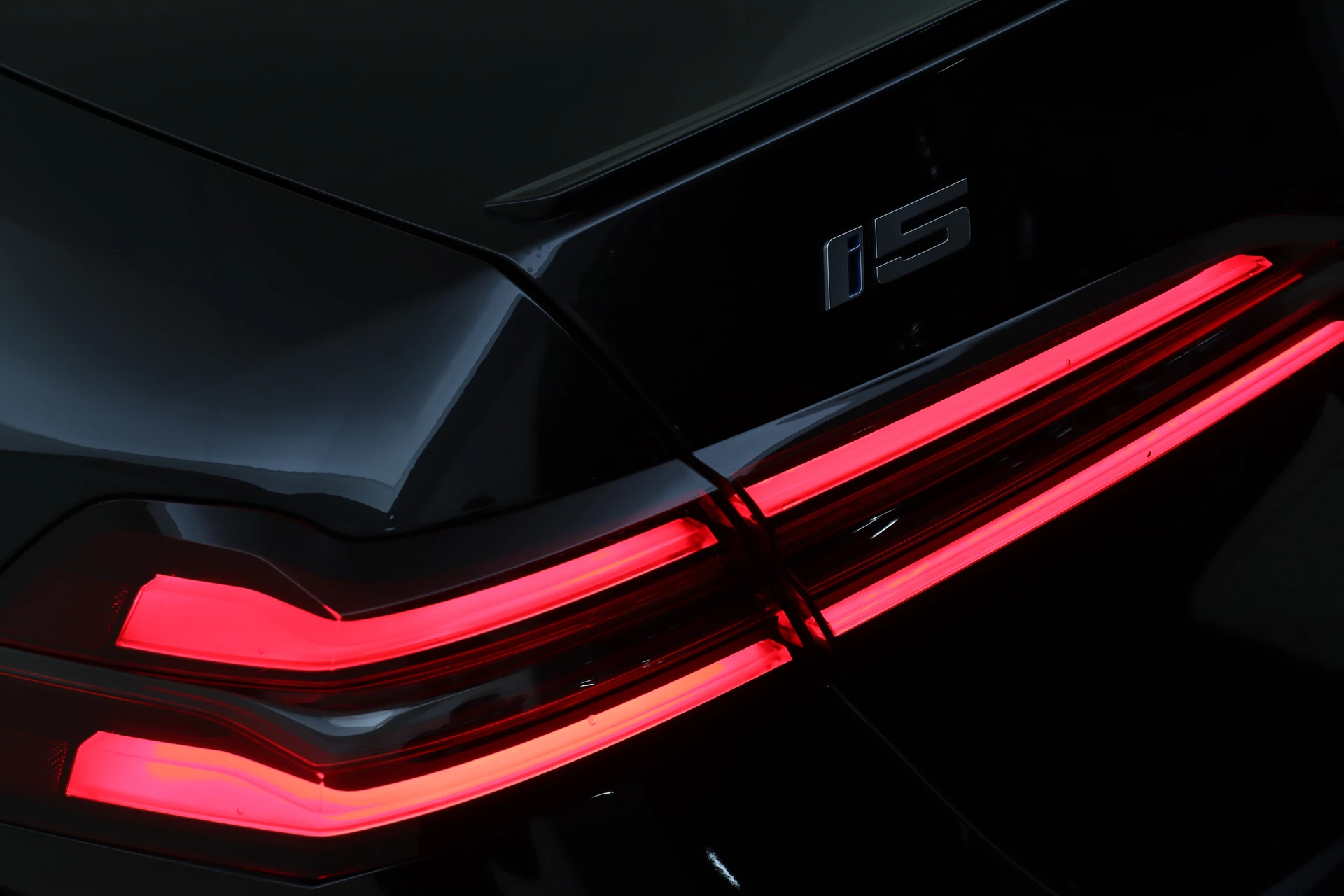 Hoofdafbeelding BMW i5