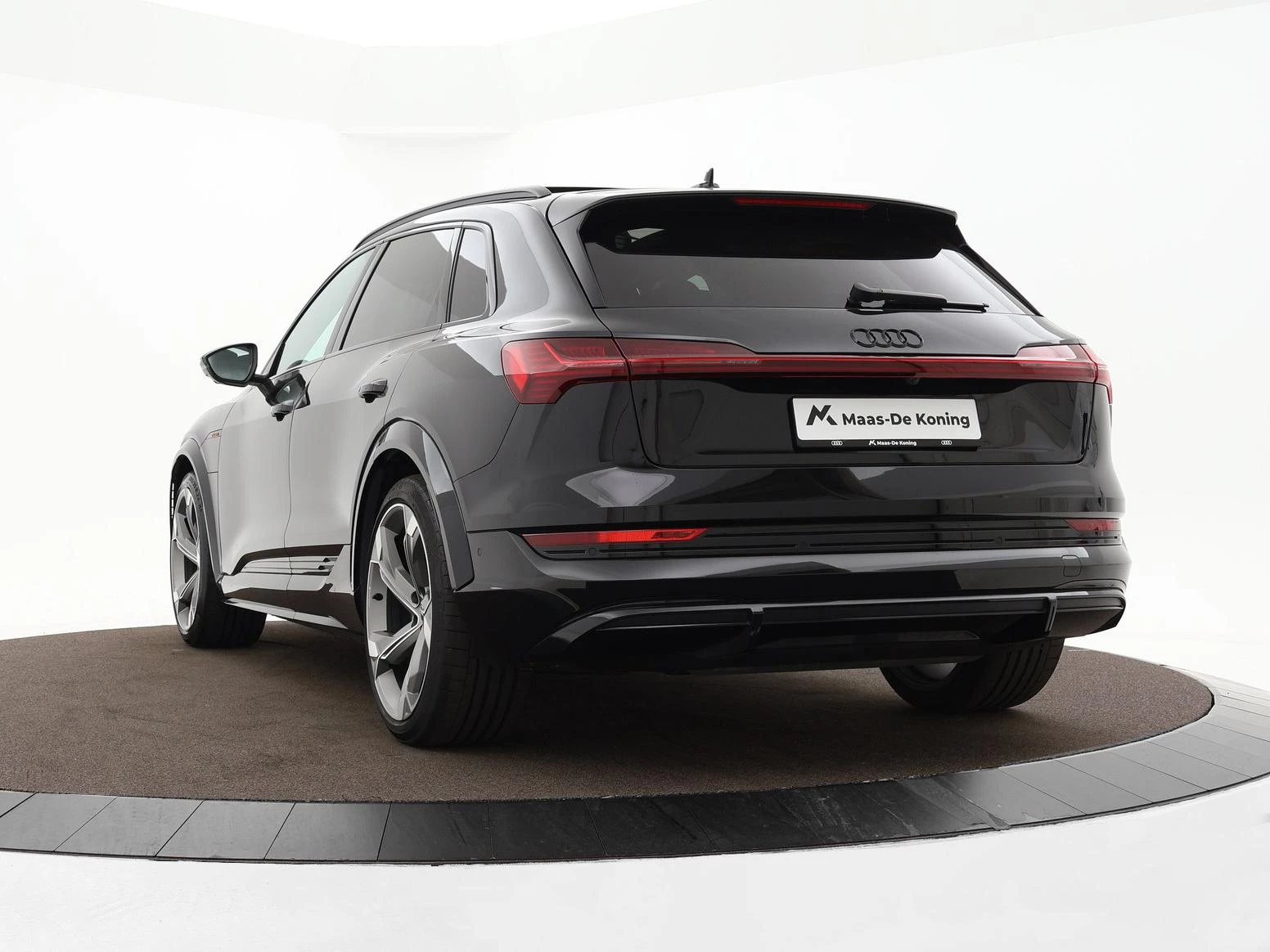 Hoofdafbeelding Audi e-tron