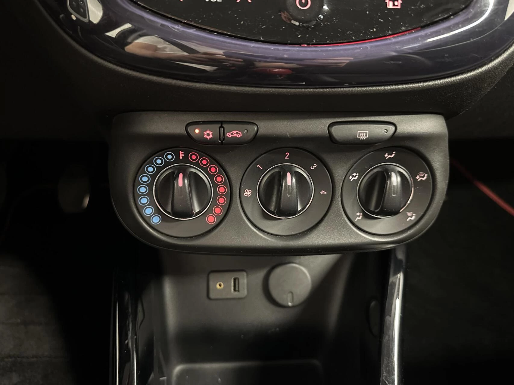 Hoofdafbeelding Opel ADAM