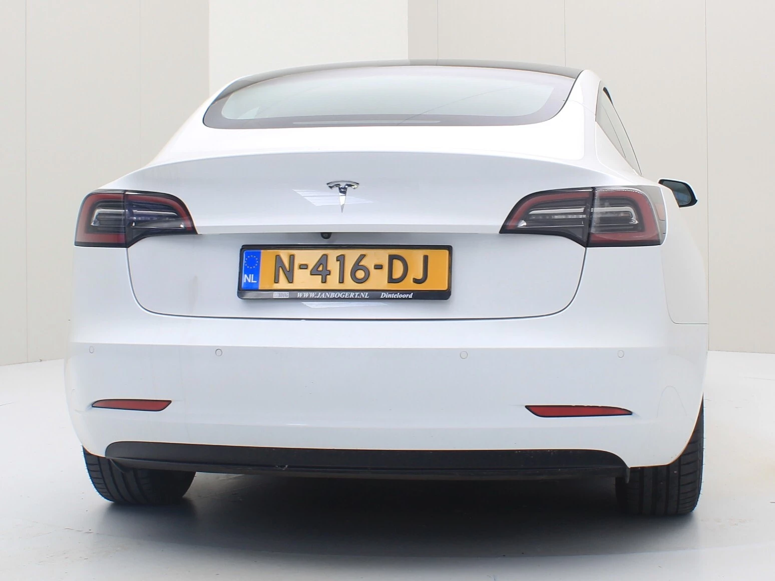 Hoofdafbeelding Tesla Model 3