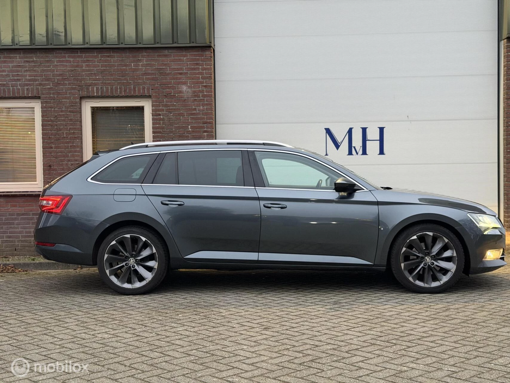 Hoofdafbeelding Škoda Superb