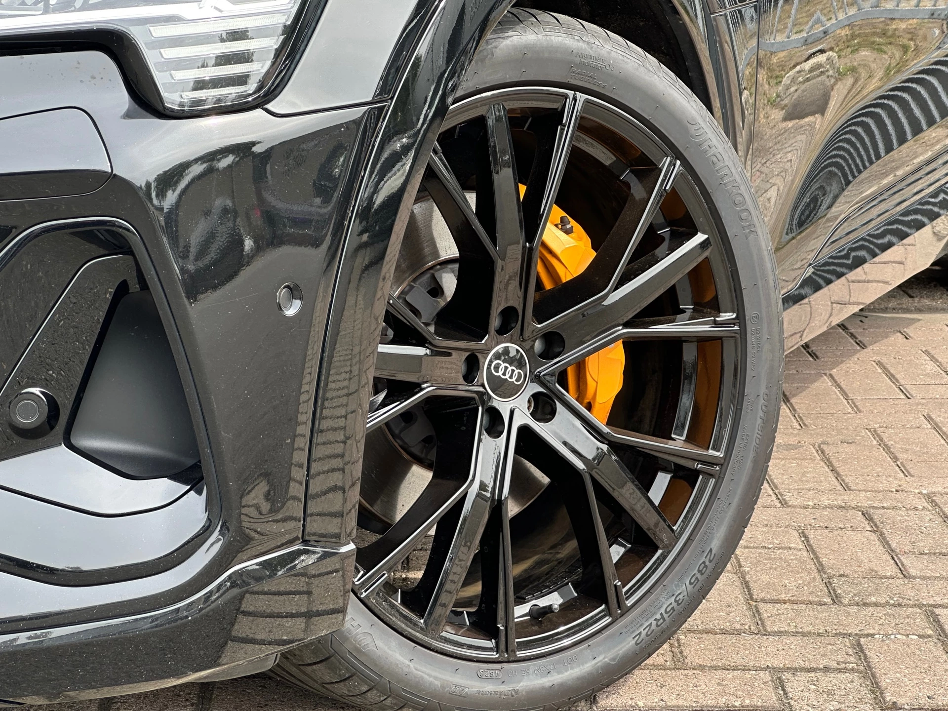 Hoofdafbeelding Audi e-tron