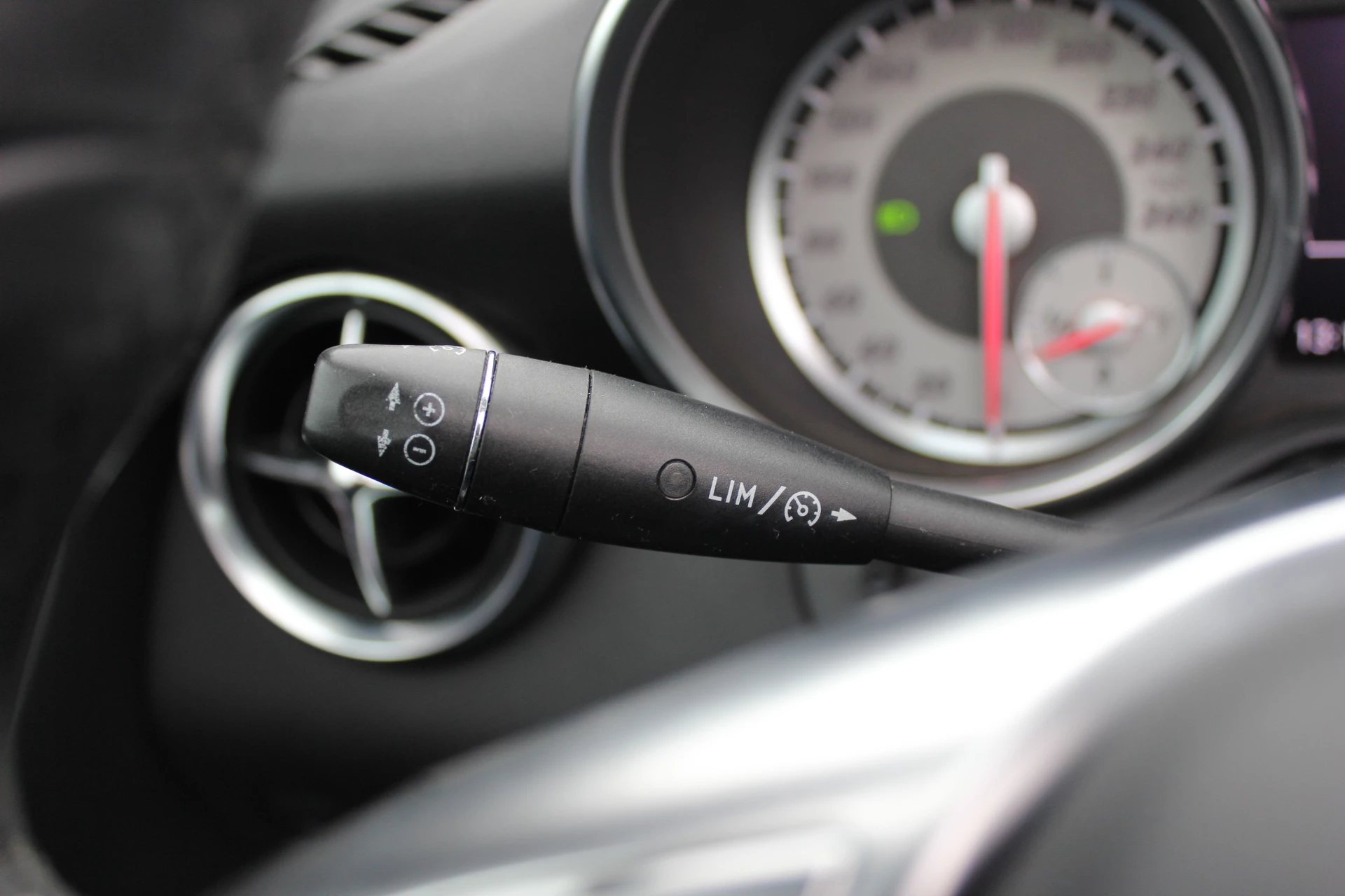 Hoofdafbeelding Mercedes-Benz SLK