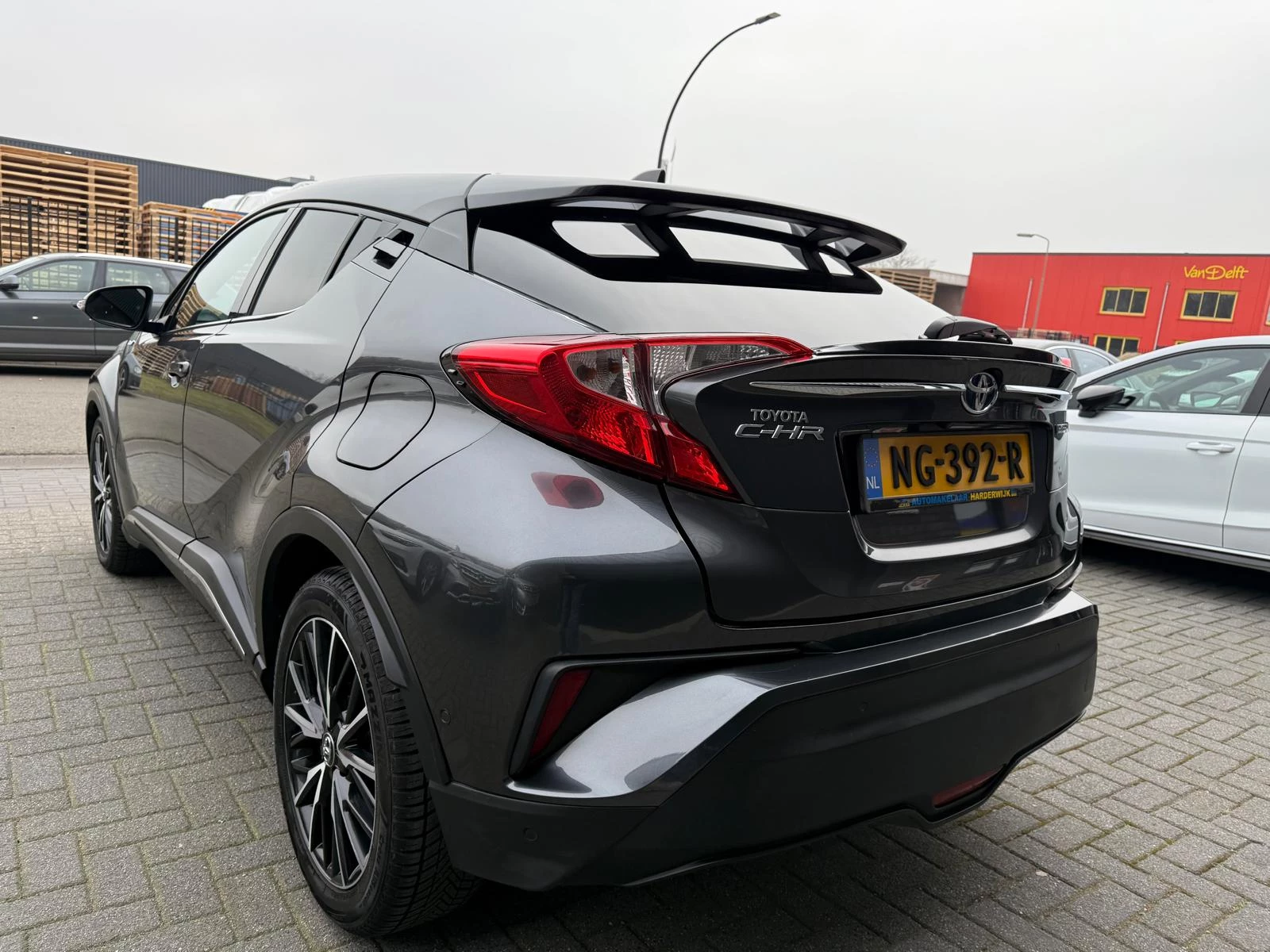 Hoofdafbeelding Toyota C-HR